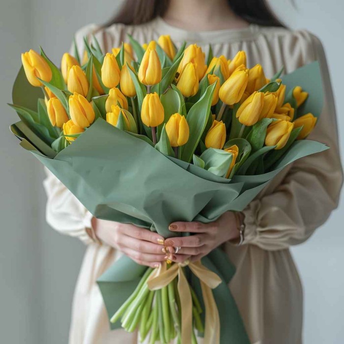 Букет 51 желтый тюльпан