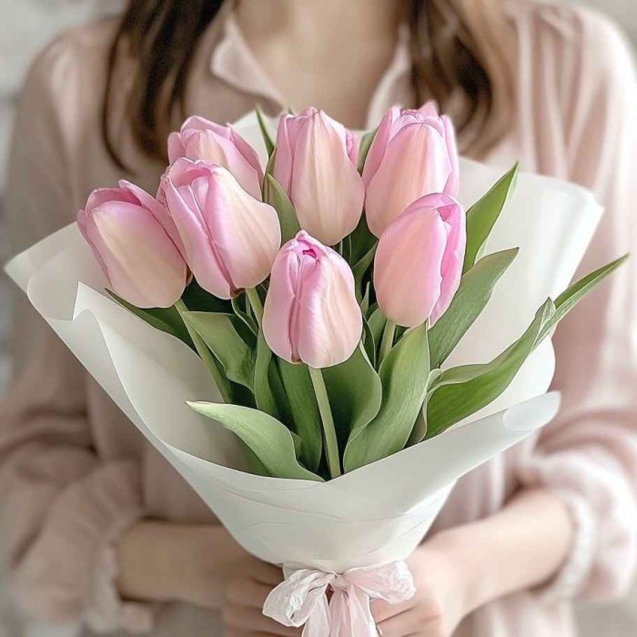 Букет 7 розовых тюльпанов
