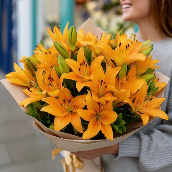 11 тигровых лилий