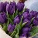 Букет 15 фиолетовых тюльпанов