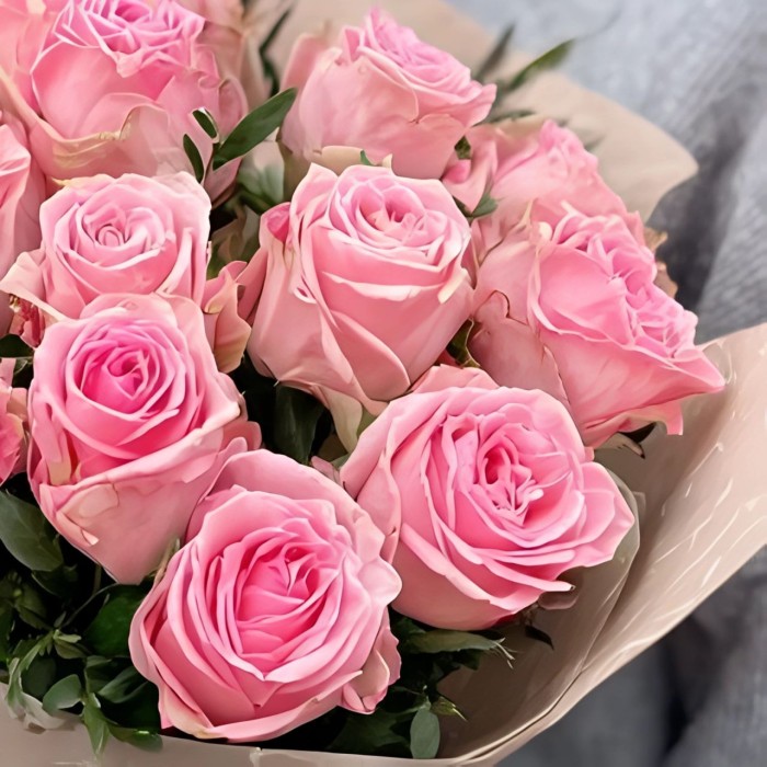 Букет 15 маленьких роз