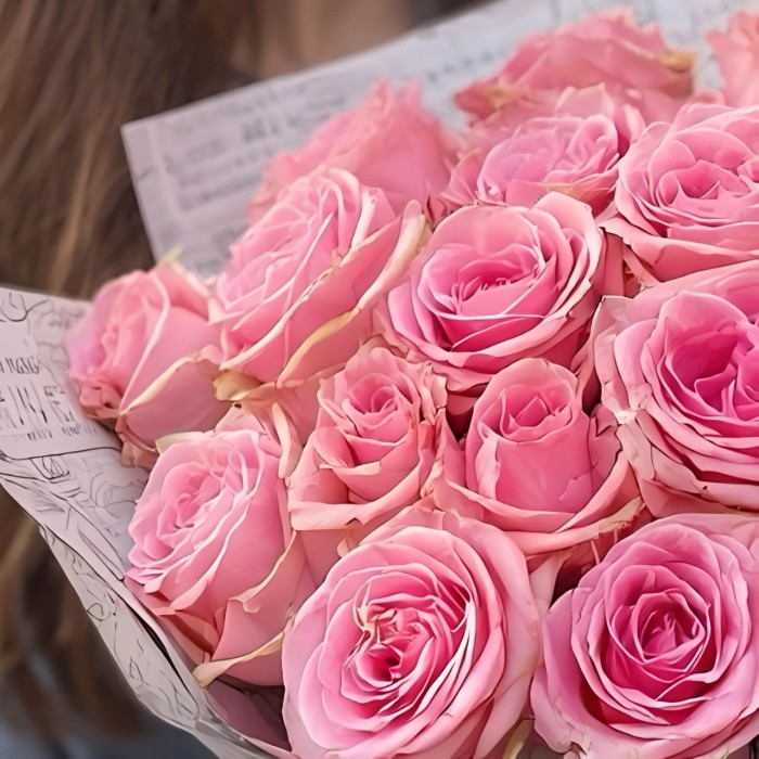 Букет 17 розовых роз