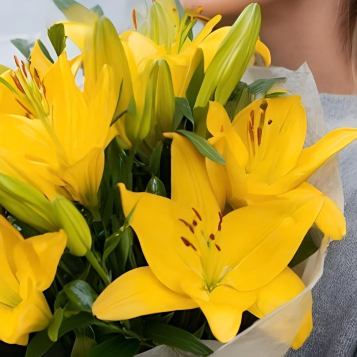 Букет 3 желтые лилии