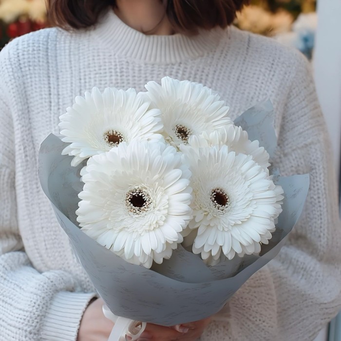 Букет 5 белых гербер