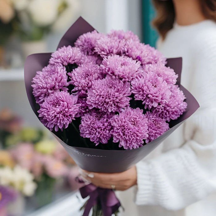 Букет 5 фиолетовых хризантем Мемфис
