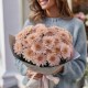 Букет 7 бежевых кустовых хризантем