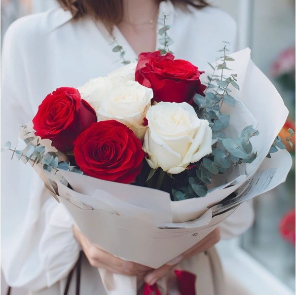 Семь роз микс 60 см