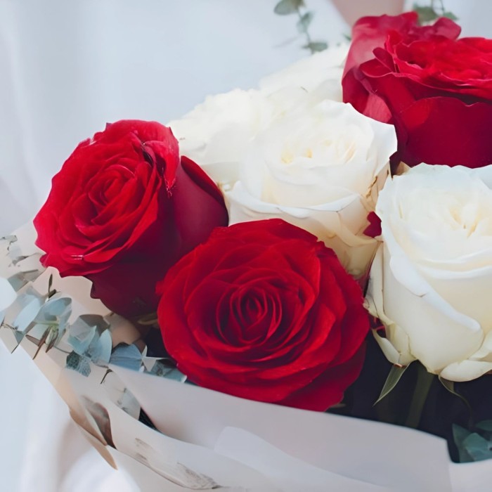 Букет 7 роз микс 60 см