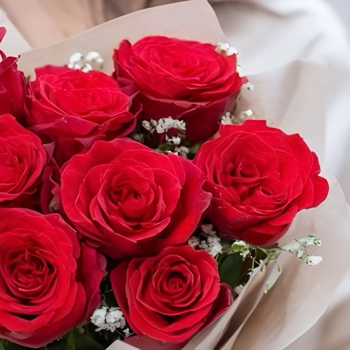 Букет из 9 маленьких роз