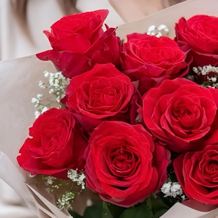 Букет из 9 маленьких роз