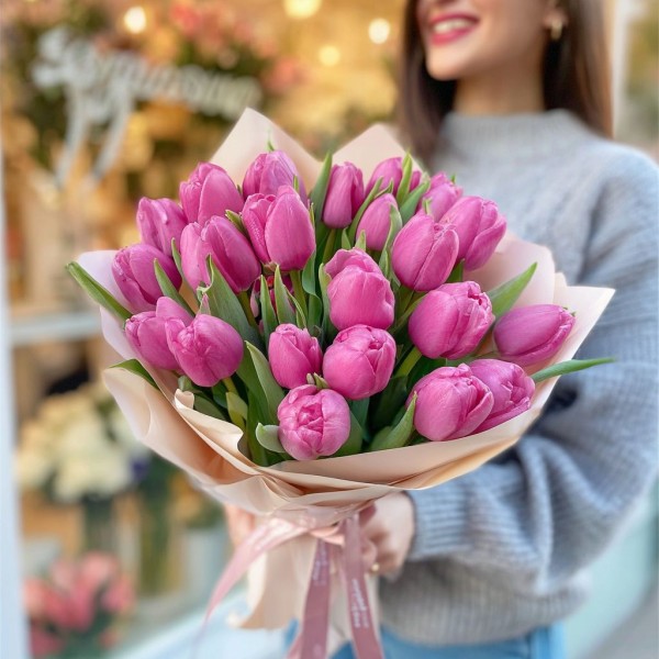 Букет из 27 тюльпанов