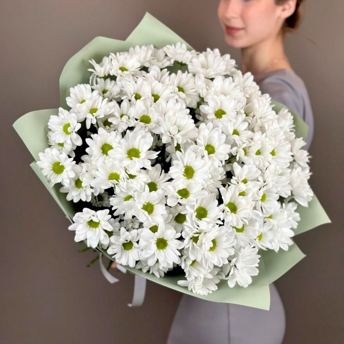 Букет 15 ромашковых хризантем