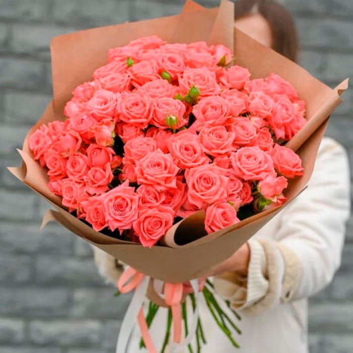 Букет 21 кустовая роза