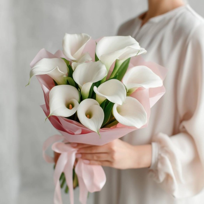 Букет 11 белых калл