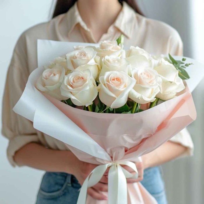 Букет 11 белых роз