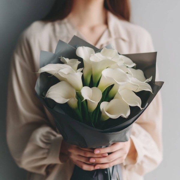 15 белых калл