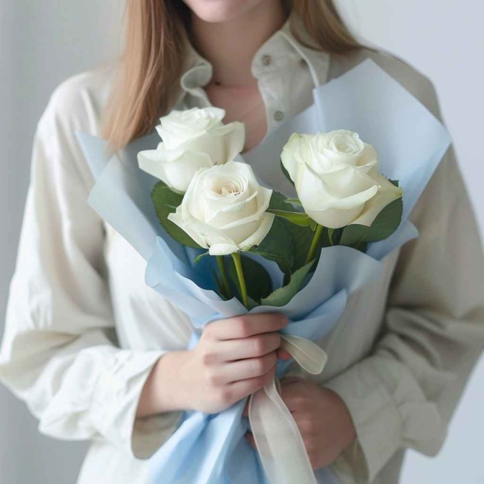 Букет 3 белые розы