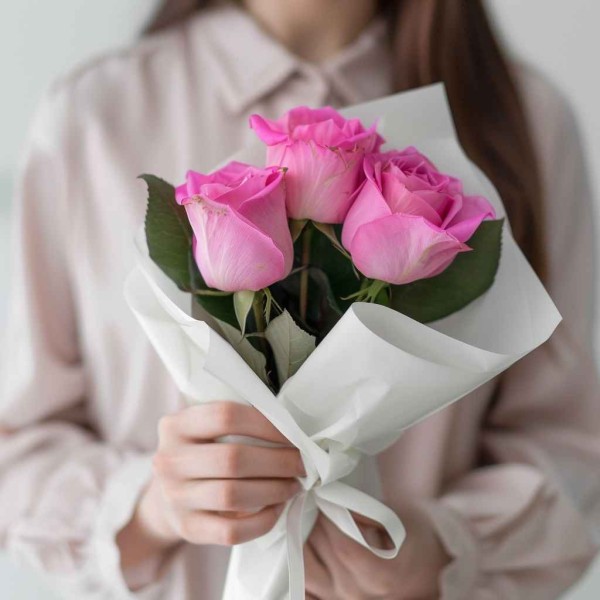 Букет 3 розовые розы