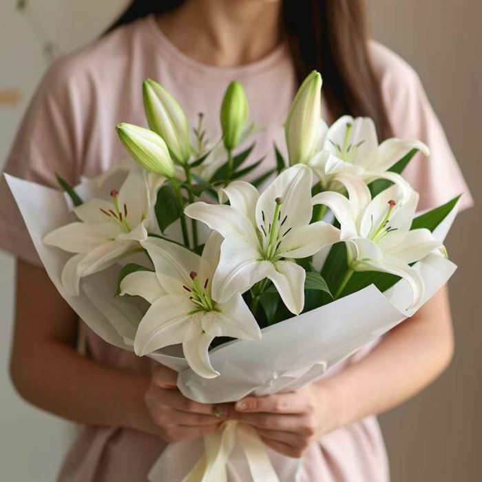 Букет 5 ароматных лилий