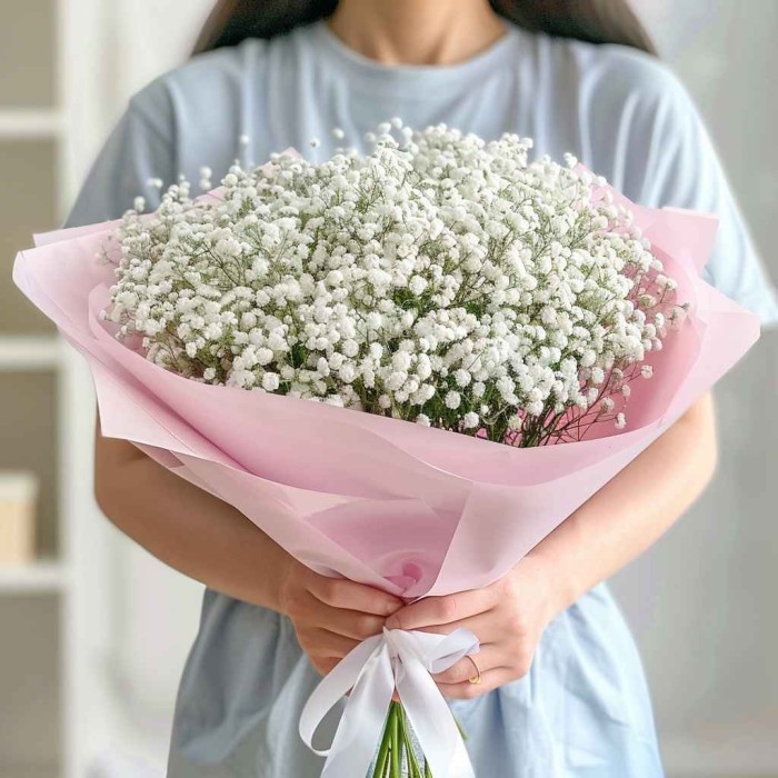 Букет 51 белая гипсофила