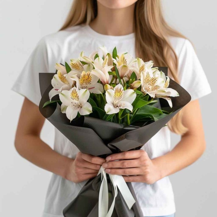 Букет 7 альстромерий Перфекшн Вайт