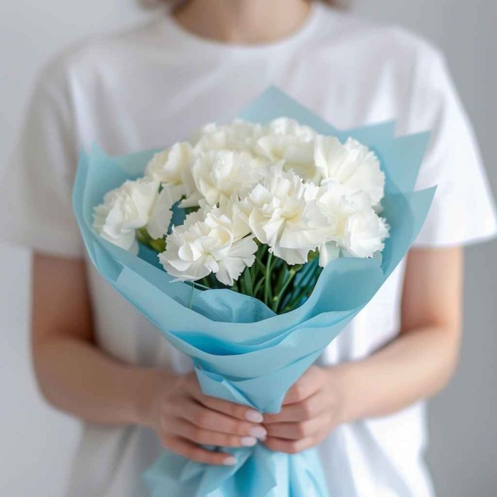 Букет 9 белых гвоздик