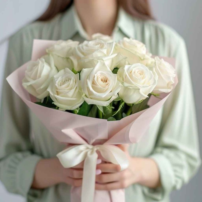 Букет 9 белых роз 50 см