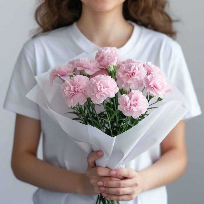 Букет из розовых диантусов