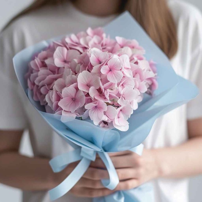 Мини букет из гортензии