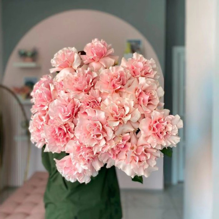 Букет розовые французские розы