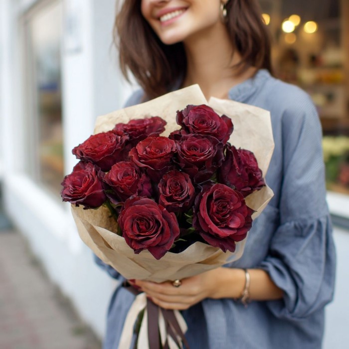 Букет 11 бордовых роз