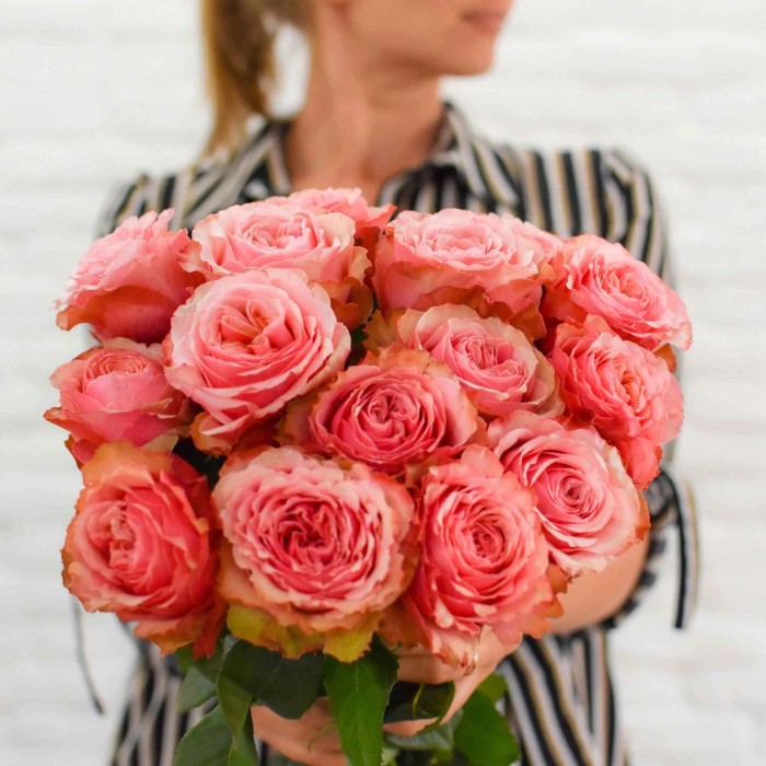 Букет Пионовидные розы Мондиаль