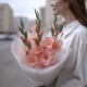 Букет 3 розовых гладиолуса