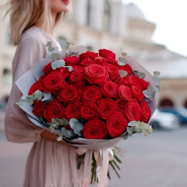 38 красных роз