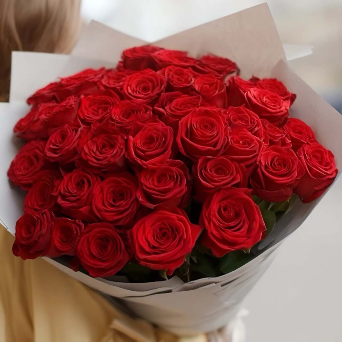 Букет 39 красных роз