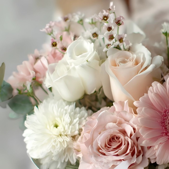 Букет 5 роз с герберами