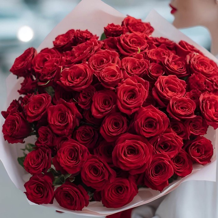 Букет 54 красные розы
