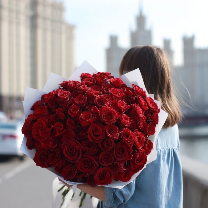 Букет 59 красных роз