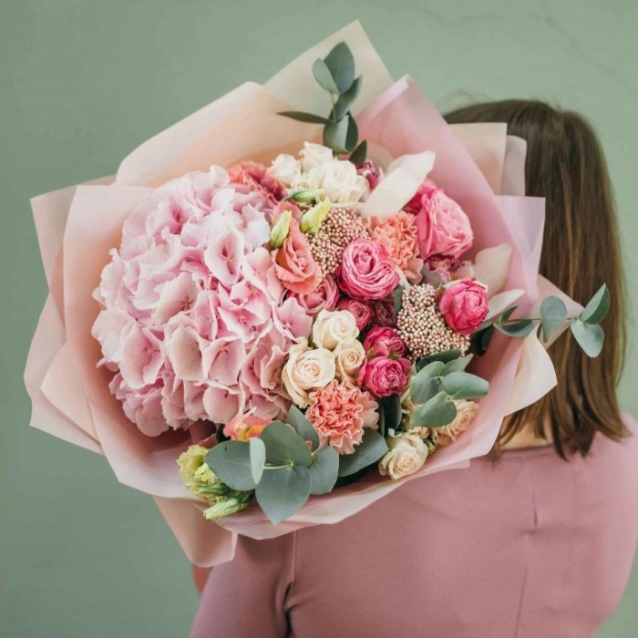 Букет Гортензия с розами